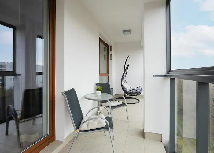 Bright Apartment With Parking Near The Pge National Stadium By Noclegi Renters