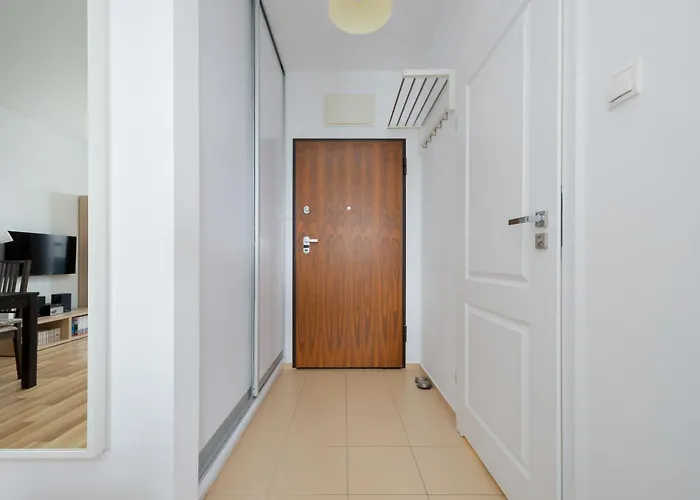 Bright Apartment With Parking Near The Pge National Stadium By Noclegi Renters