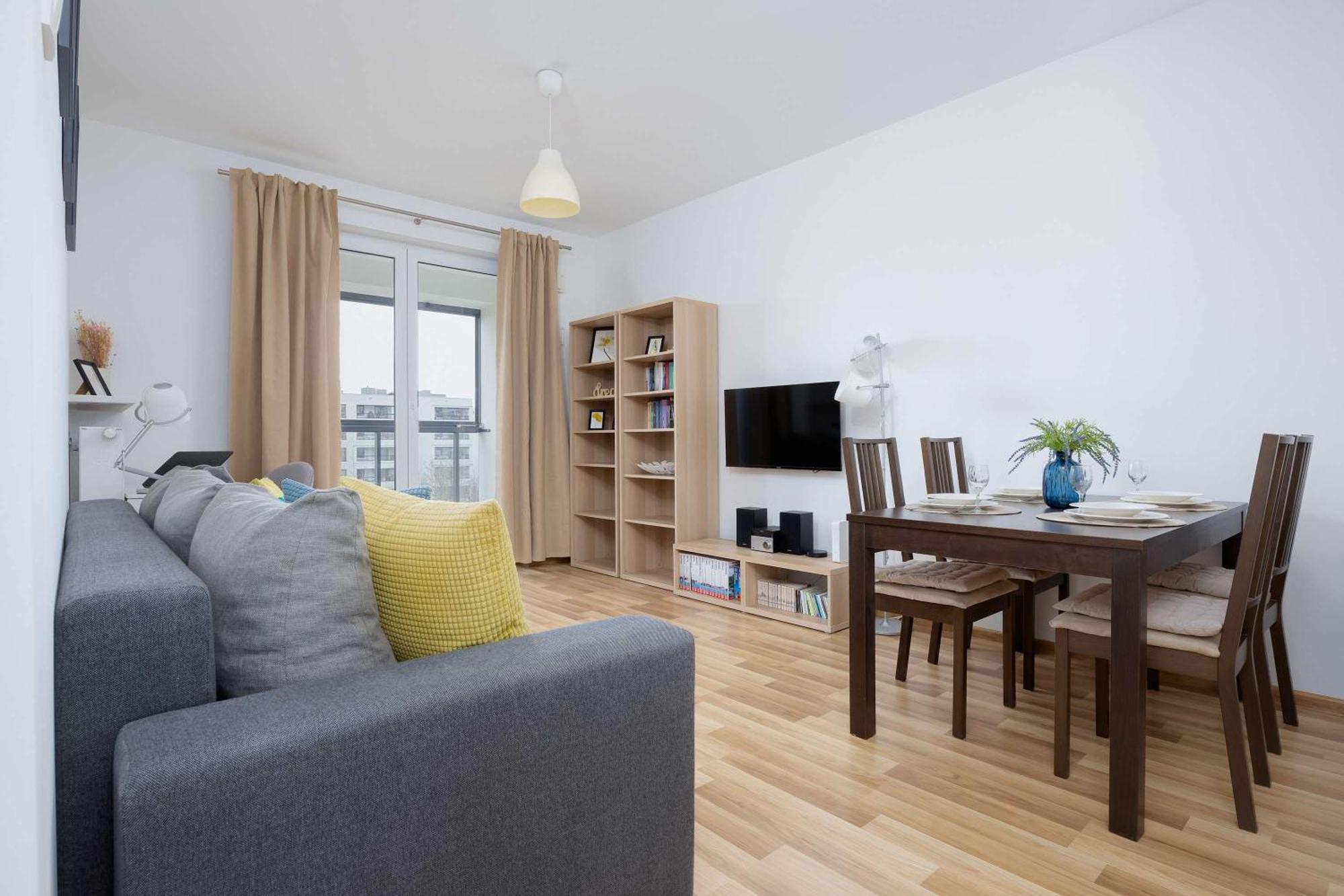 Bright With Parking Near The Pge National Stadium By Renters Apartment Warschau
